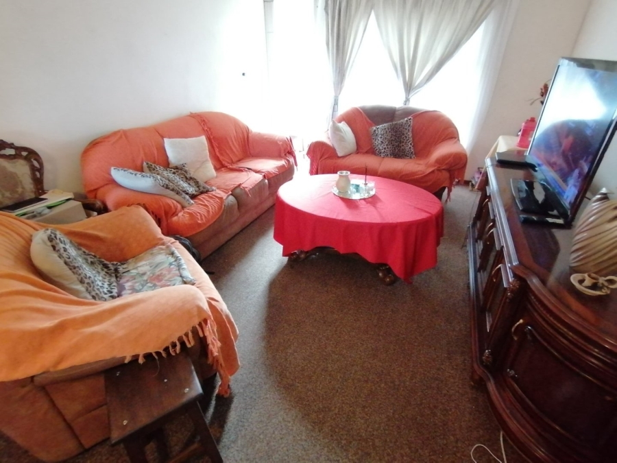 2 Bedroom Property for Sale in Navalsig Free State